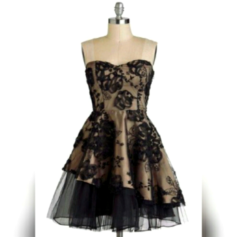 Modcloth Minuet Opus and Dreams Strapless Tulle Party Dress XL